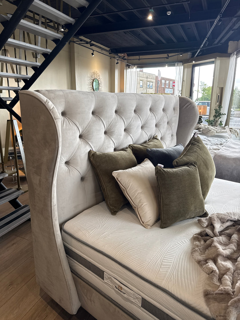 Clearance Bedlington 6’0 Super King Velvet Cream Bedframe Oak Legs