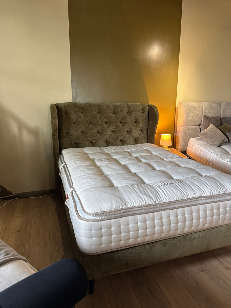 Clearance Bedlington 5’0 King Aston Sage Bedframe Oak Legs