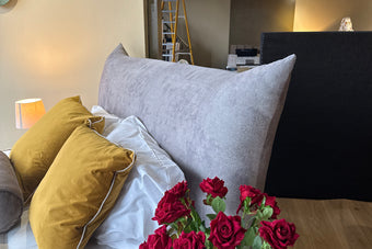 Clearance 5’0 King Snoorer Infinity Silver Bed frame with beech legs