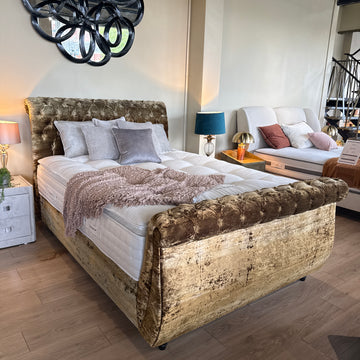 Clearance Sleigh 5’0 King Da Vinci Gold Ottoman Storage
