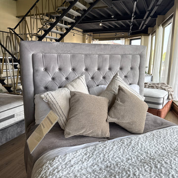 Clearance Cambourne 5’0 King Ottoman Velvet Cream