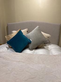 Snoozer 5'0 King Bed frame Oak Legs Siena Dusk Quick Ship