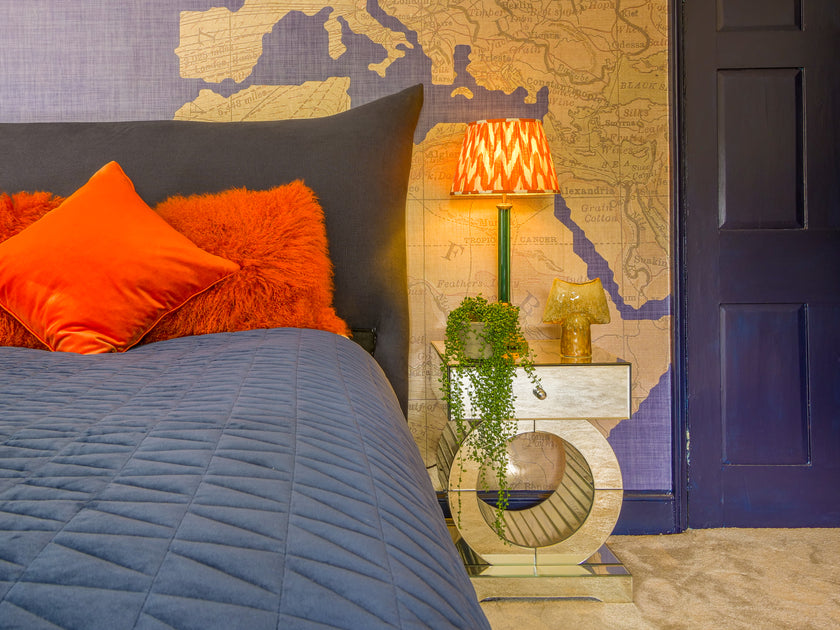 Snoorer Bed with Large Pillow Headboard