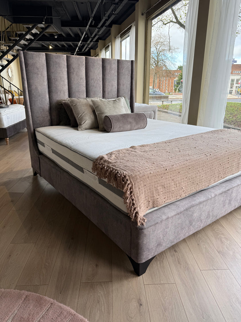 Harper 5’0 Bedframe Infinity Mink