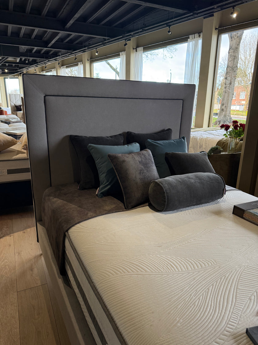 Piper 5’0 Bedframe Light Grey with Contrast Piping