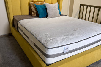 Princess 5’0 Bedframe Yellow