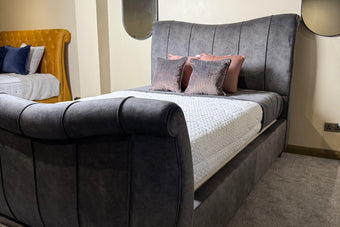 Snuggler 5’0 Bedframe Marble Metal