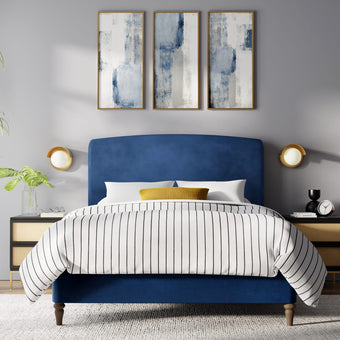 Elegant upholstered bed - The Dreamer